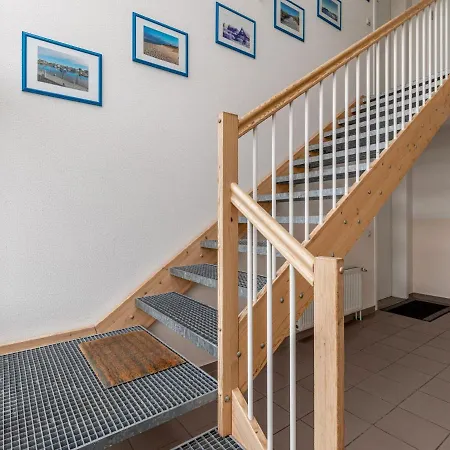 Charmante In Kirchdorf Insel Poel דירה Oertzenhof