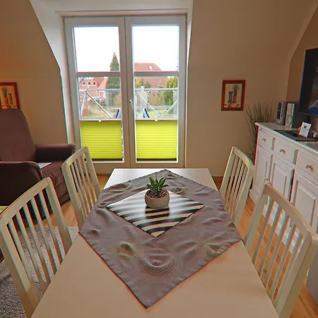 Charmante In Kirchdorf Insel Poel Oertzenhof